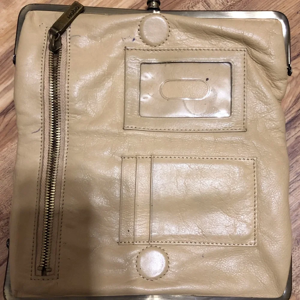 Hobo Clutch - Picture 7 of 7